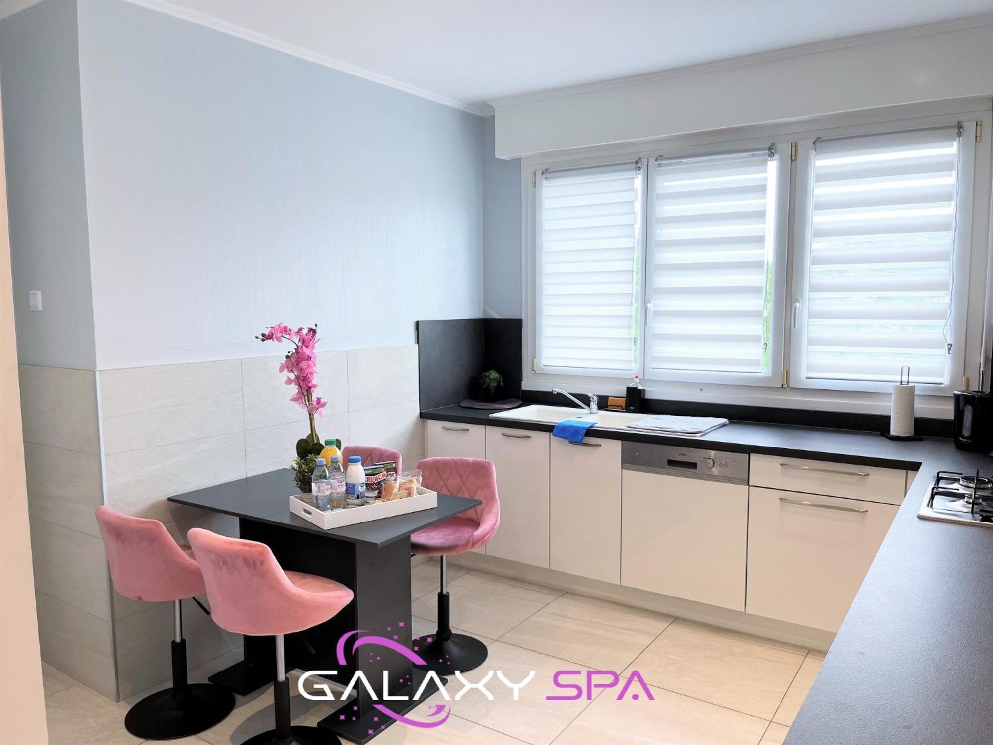 Galaxy Spa - Suite Venus Jacuzzi Et Sauna Privatif Champigneulles Eksteriør billede
