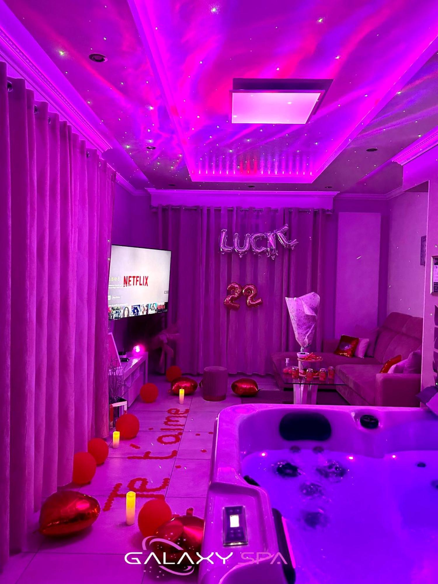 Galaxy Spa - Suite Venus Jacuzzi Et Sauna Privatif Champigneulles Eksteriør billede